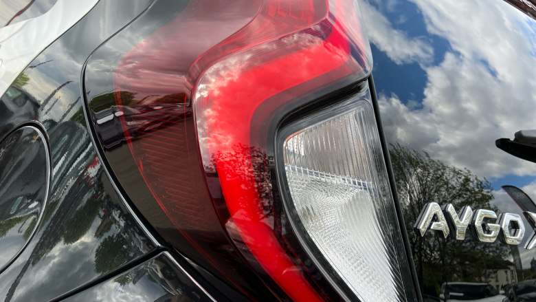 Toyota Aygo X 1.0 VVT-i Edge 5dr Petrol Hatchback